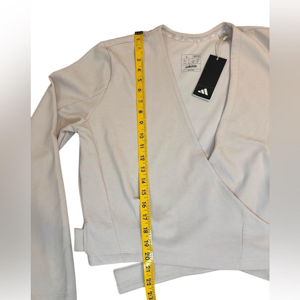 Adidas Training Yoga Cover Up Top Women's Pink  Putty Mauve Tie Waist size L NWT - Picture 7 of 8